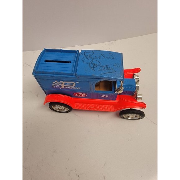 Nascar Richard Petty #43 VTG Autographed 1913 Ford Model T Delivery Coin Bank - Picture 2 of 14